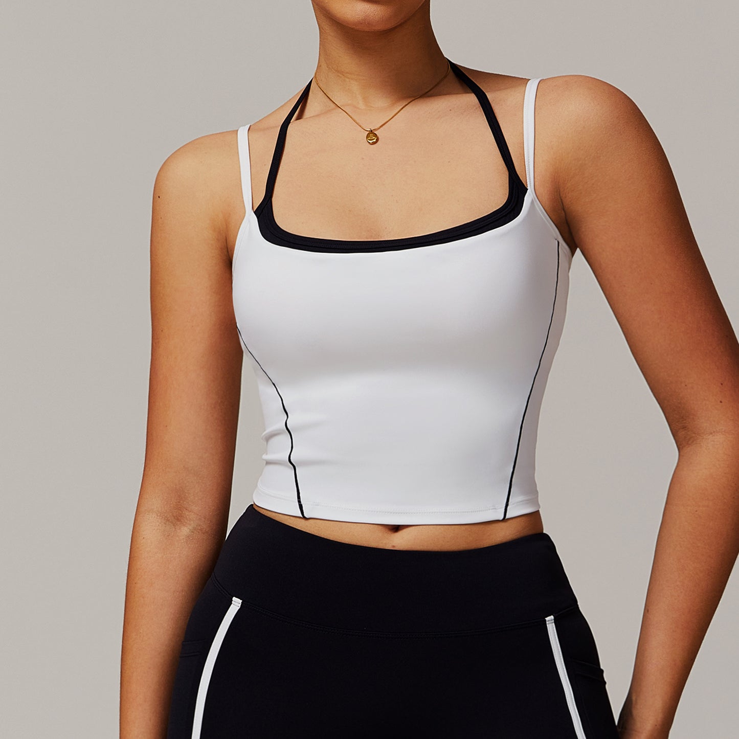 FlexForm Contrast Strap Crop