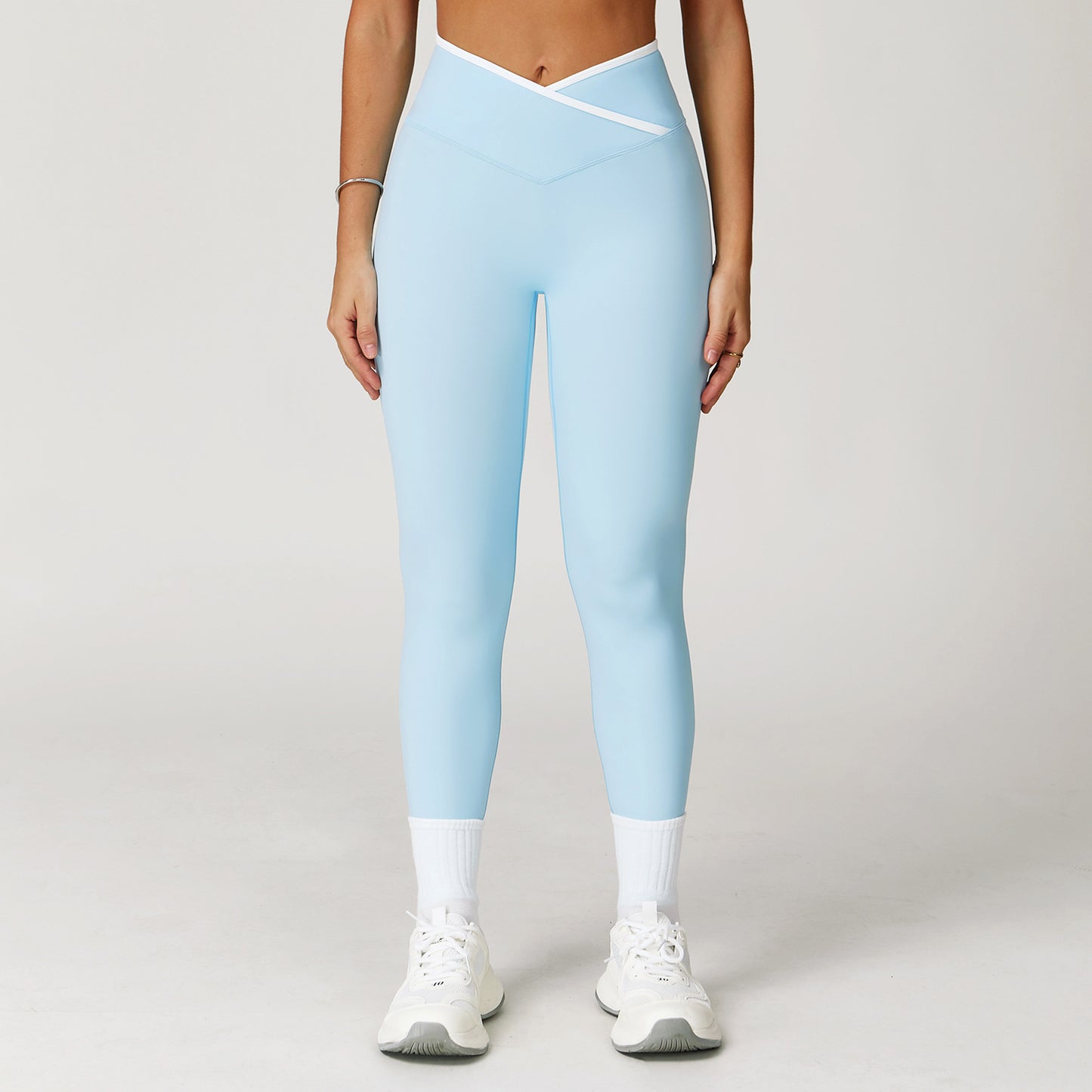 V-Waist Contour Leggings