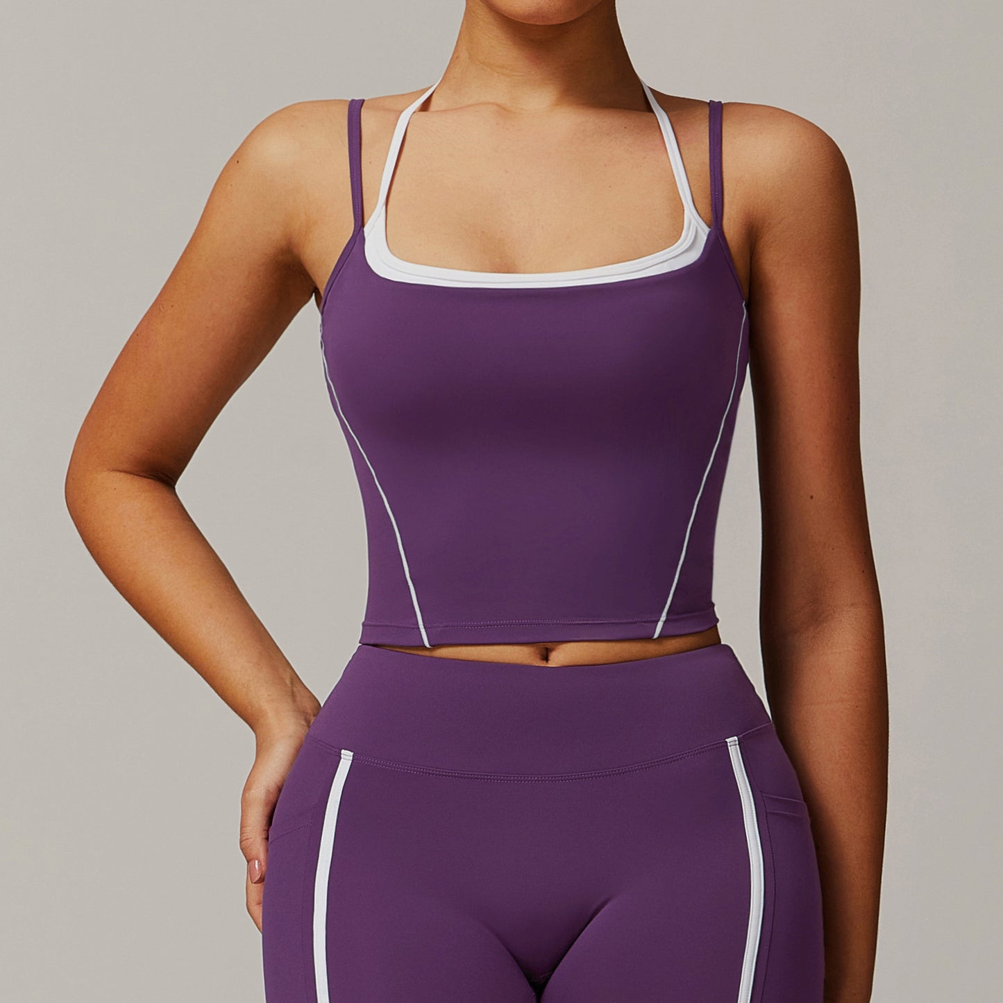 FlexForm Contrast Strap Crop