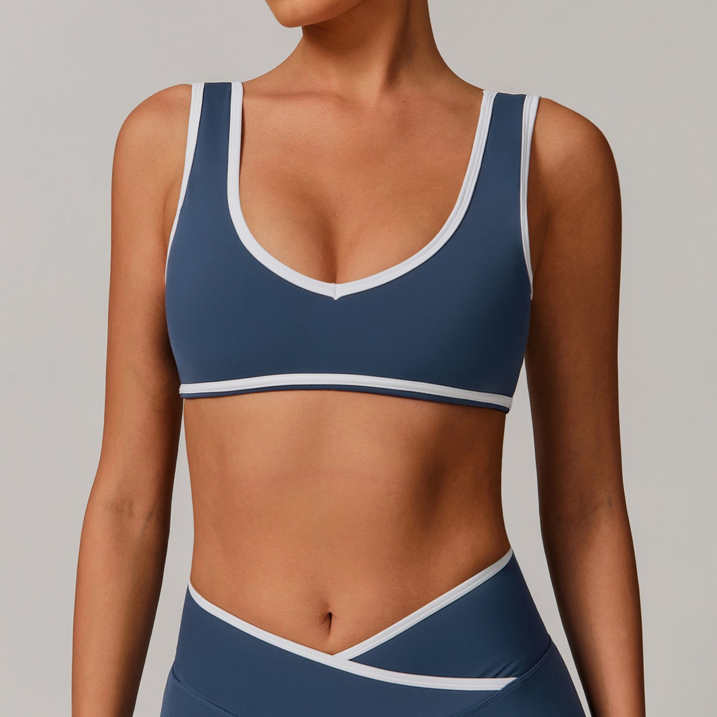 VitalFlex V-Neck Sports Bra