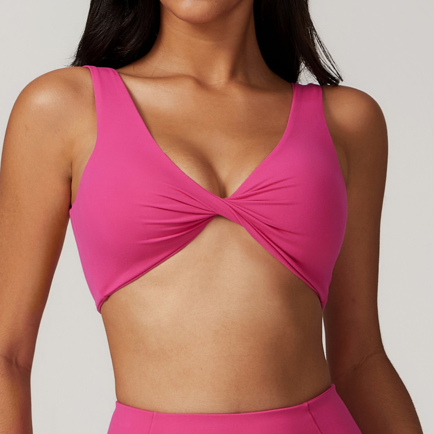 TwistForm Strappy Back Sports Bra